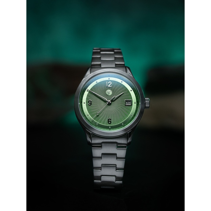 Loimu Polar with a Stainless Steel Bracelet