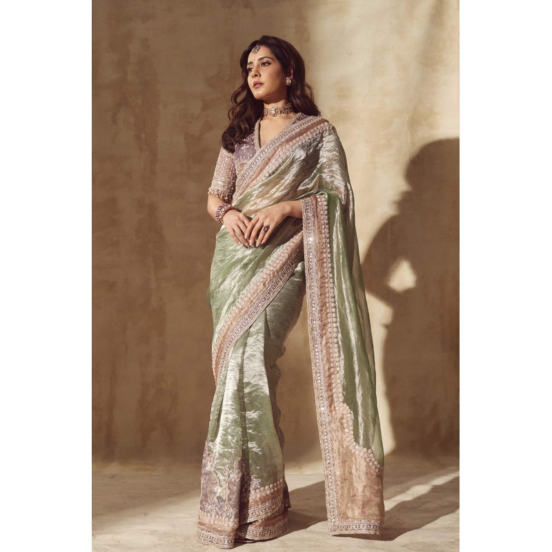 Rashi khanna in Ehsas Saree Set TISSUE TRIO