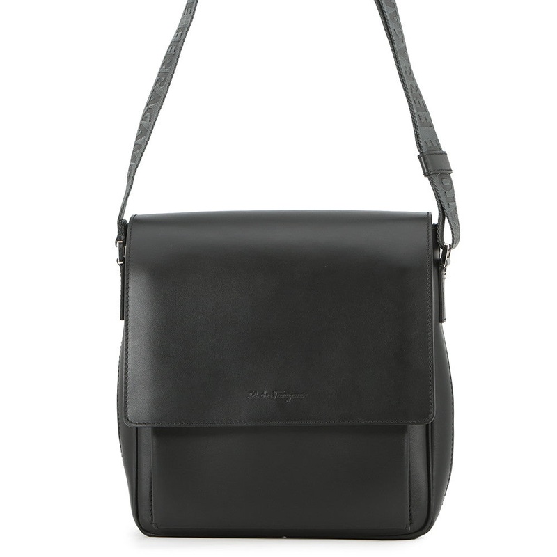 Ferragamo Messenger bag Black24A311 Leather
