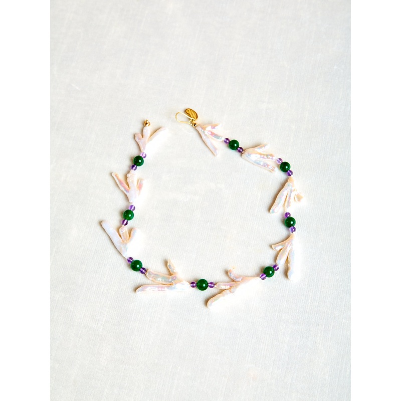 Host Necklace with Chicken Feet Pearl and Gems