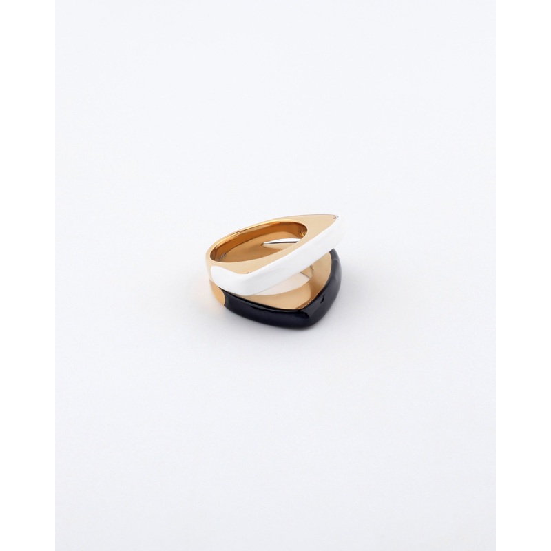 Delta Ring Black White