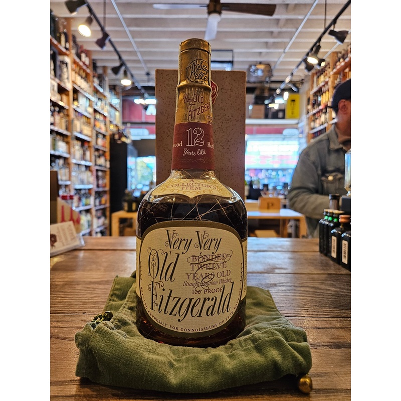 Very Very Old Fitzgerald 12 Year Bourbon 1970. 4/5 Quart