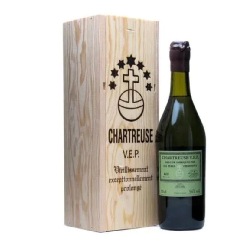 Chartreuse Green VEP Liqueur 1 Liter