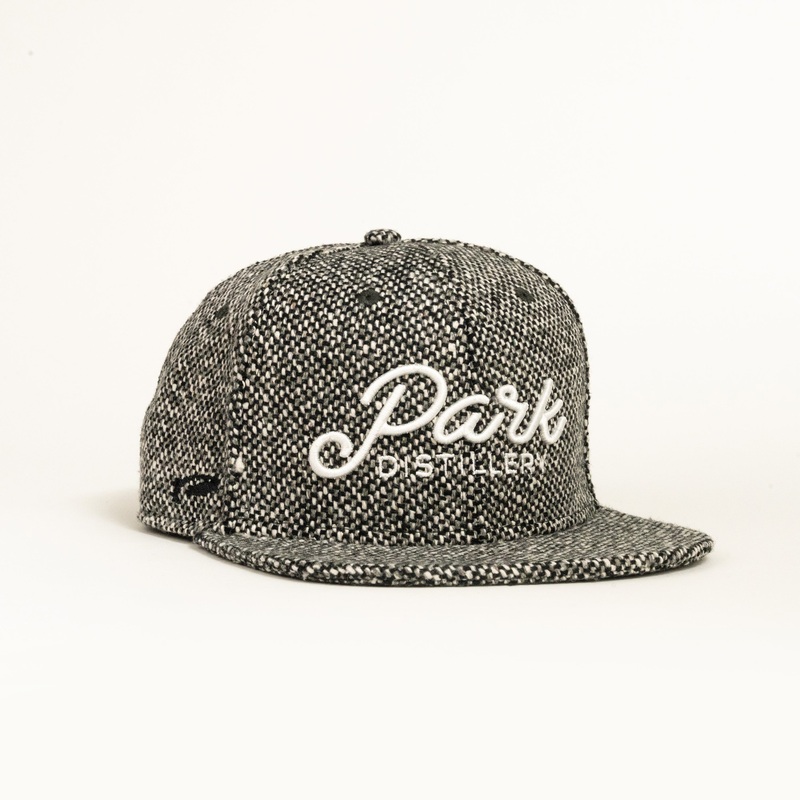 PARK Winter Style Cap Black & White