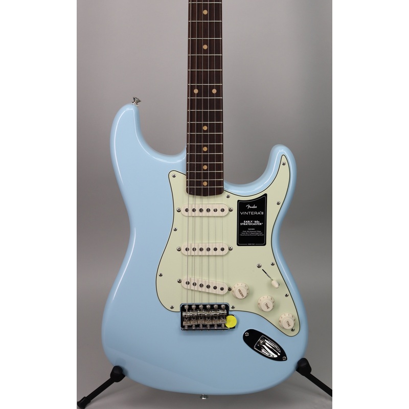 Fender Vintera III Early '60s Stratocaster Sonic Blue