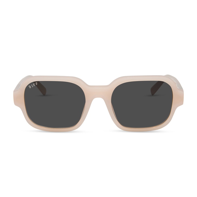 ASPYN OVARD - LOLA + MILKY BLUSH + BROWN GRADIENT SUNGLASSES