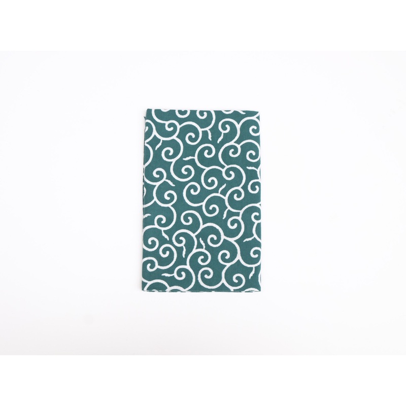Kamawanu Tenugui - Karakusa Pattern Green