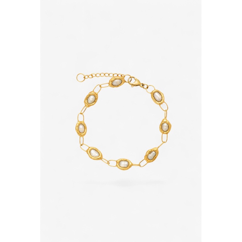 Pearl Chain Bracelet in Gold