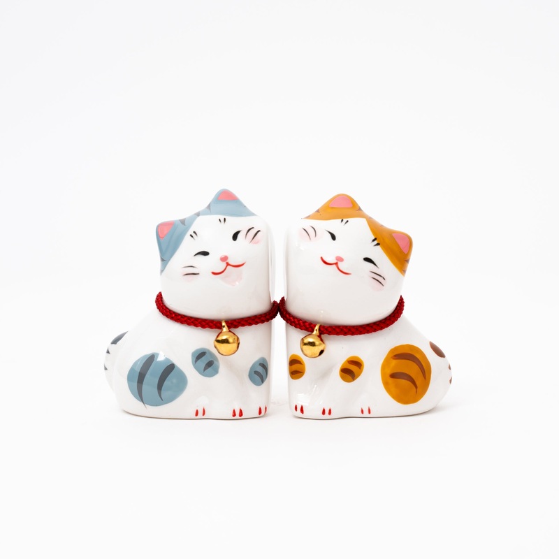 Kawaii Cat Figurine Set (Grey & Yellow)