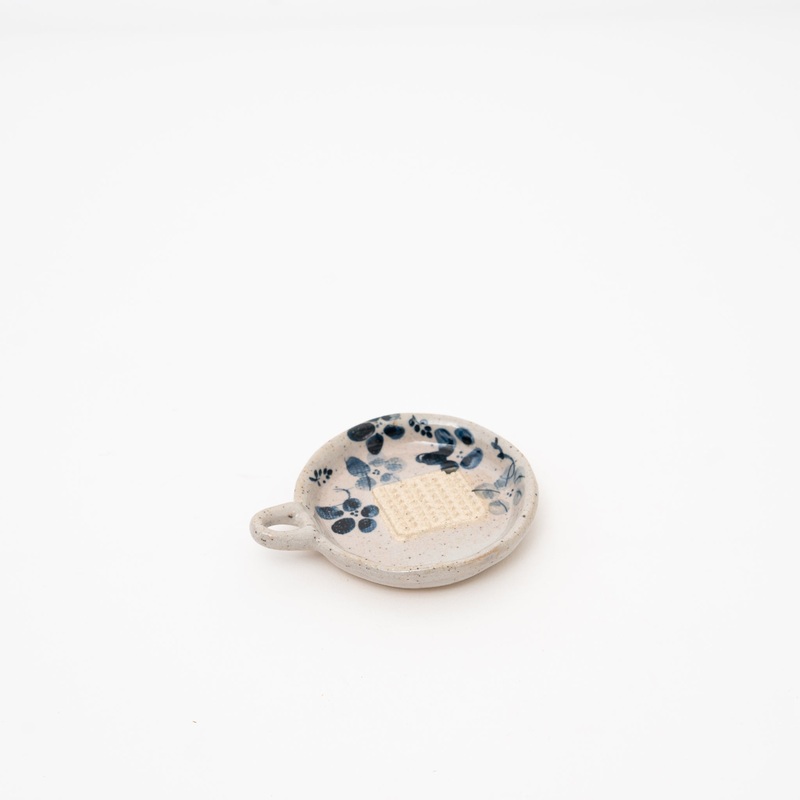 Japanese Indigo Flower Grater