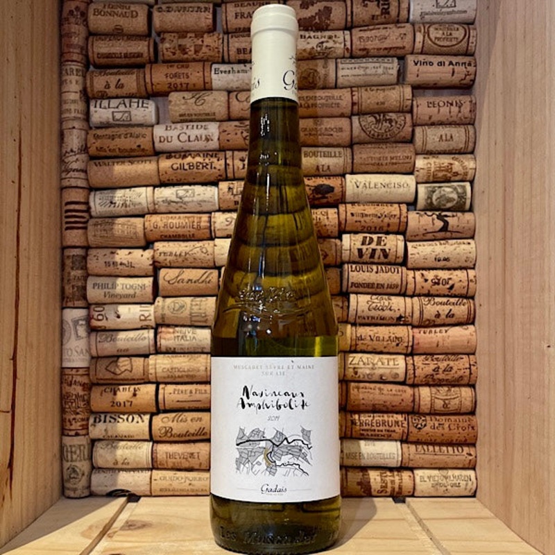 Domaine Gadais Pere & Fils 'Navineaux Amphibolite' Muscadet Svre-et-Maine 2023